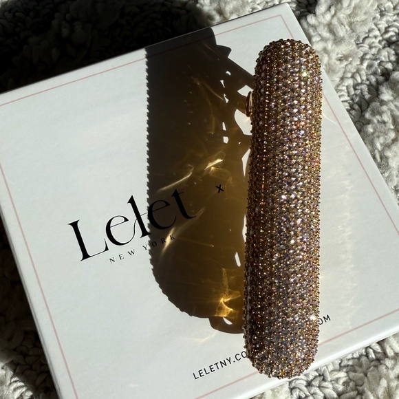 T3 & LELET NY CRYSTAL PAVE BAR BARRETTE - NEW & UNTOUCHED - Picture 5 of 6